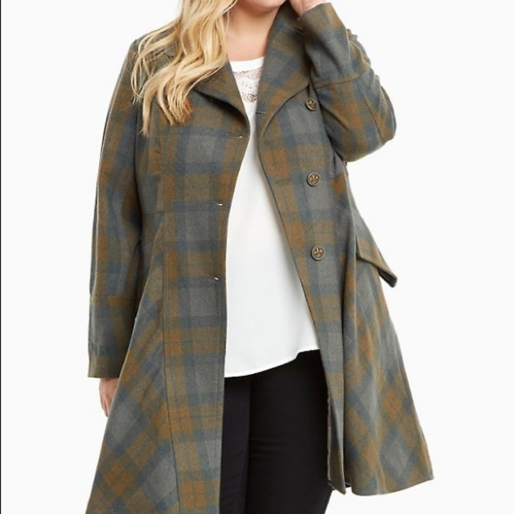 ***ISO*** Torrid Outlander jacket size 4!